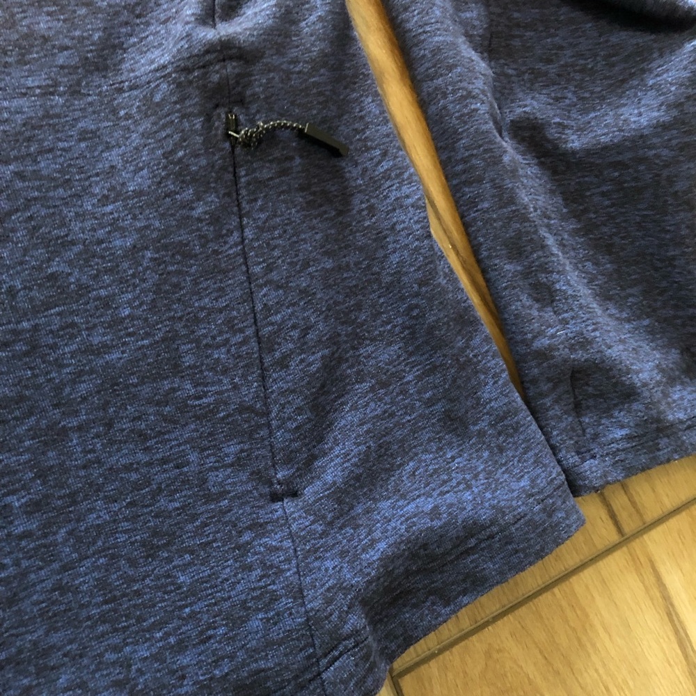 Lululemon Surge Warm Long Sleeve in Heathered Cerulean Blue / Black XL - Picture 8 of 9